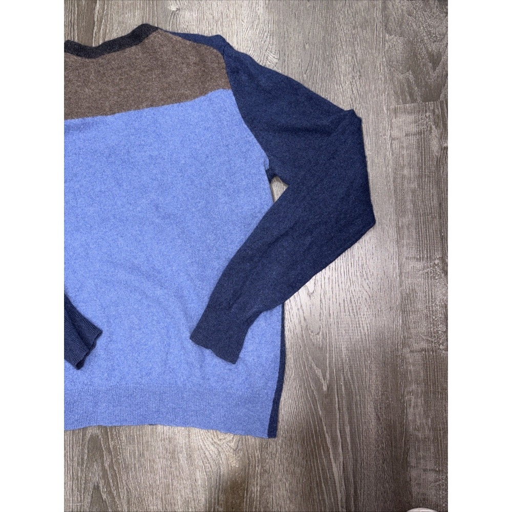 Neiman Marcus Cashmere Sweater Mens X-Large Blue Gray Green V-Neck Colorblock - Picture 10 of 12